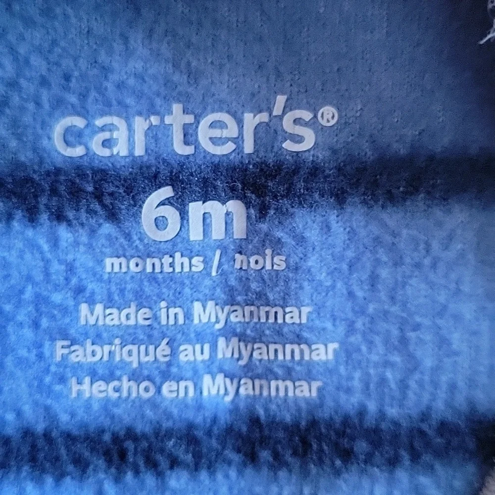 Carter's fleece sleeper, euc, 6m - Picture 3 of 3